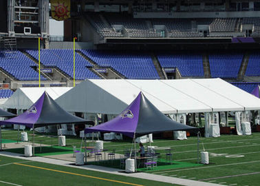 Grandes tentes en aluminium PVC-enduites de manifestation sportive de toit de courbe pour emballer/basket-ball/badminton/balle de tennis
